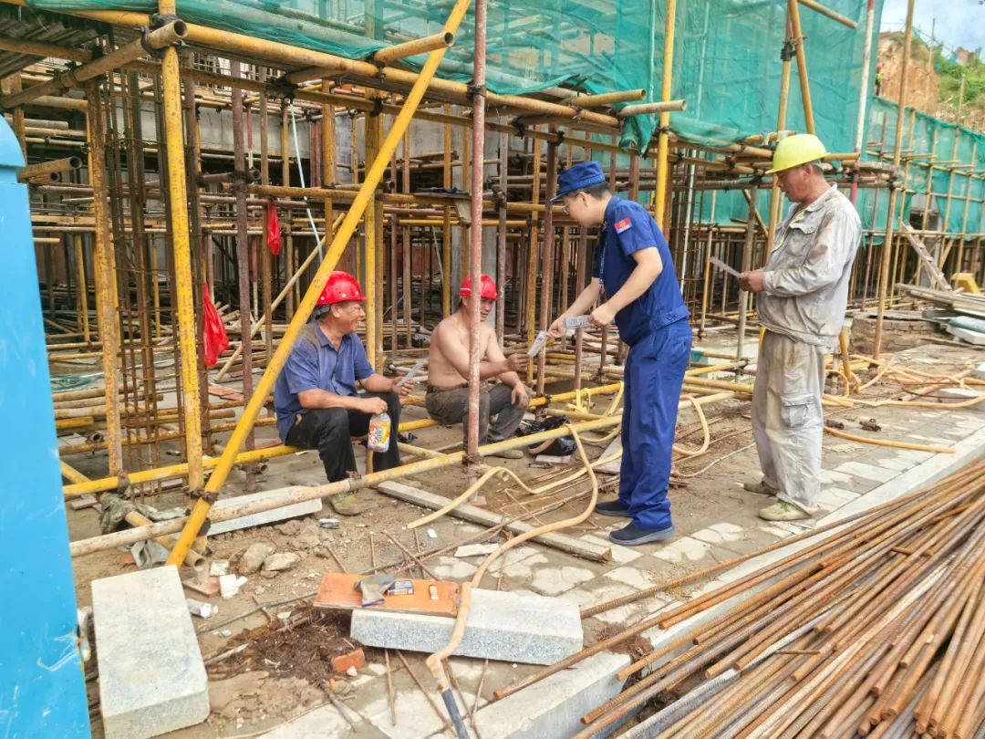 消防检查进工地，共筑安全“防火墙”