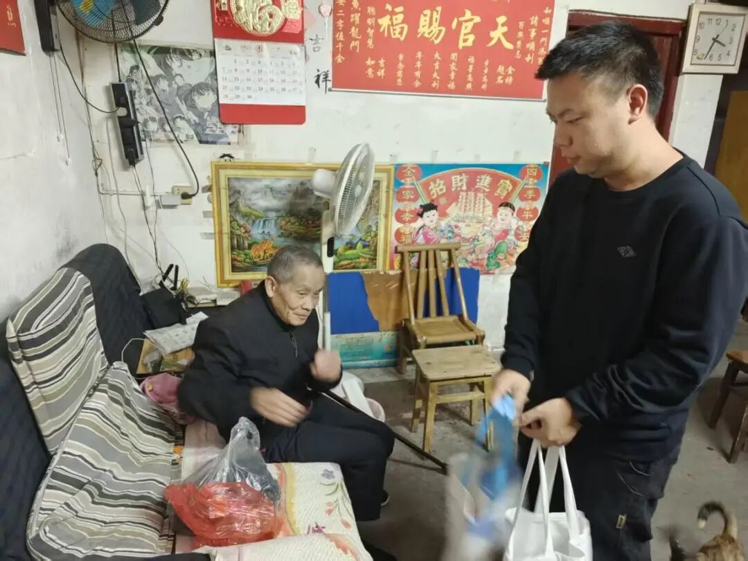 中秋逢国庆，温情暖沅江