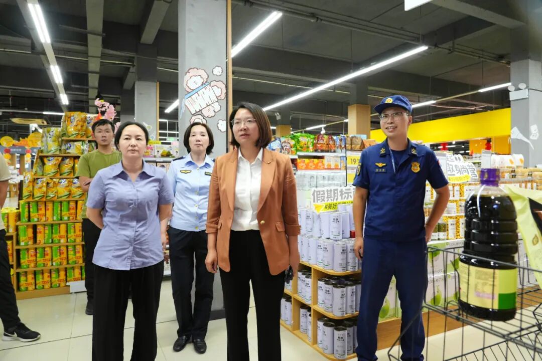 杨健桃检查国庆、中秋期间安全生产工作