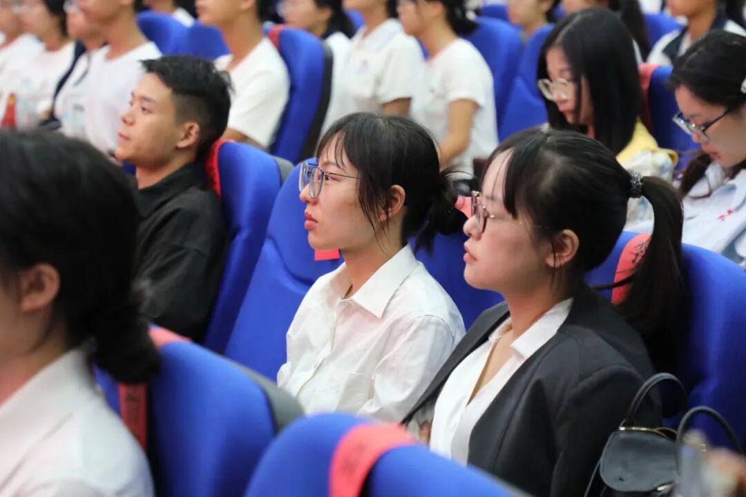 祝賀！洪江區(qū)干警聘任為“懷青講師”成員