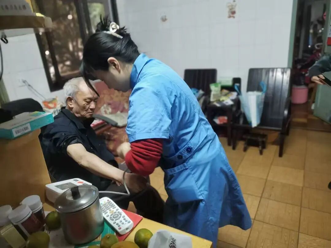 足不出戶享體檢，暖心服務(wù)送到家