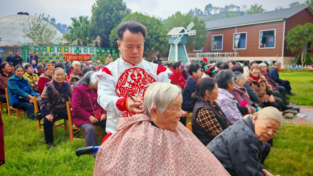 茅頭園村這場活動(dòng)讓老人們笑開顏~~~