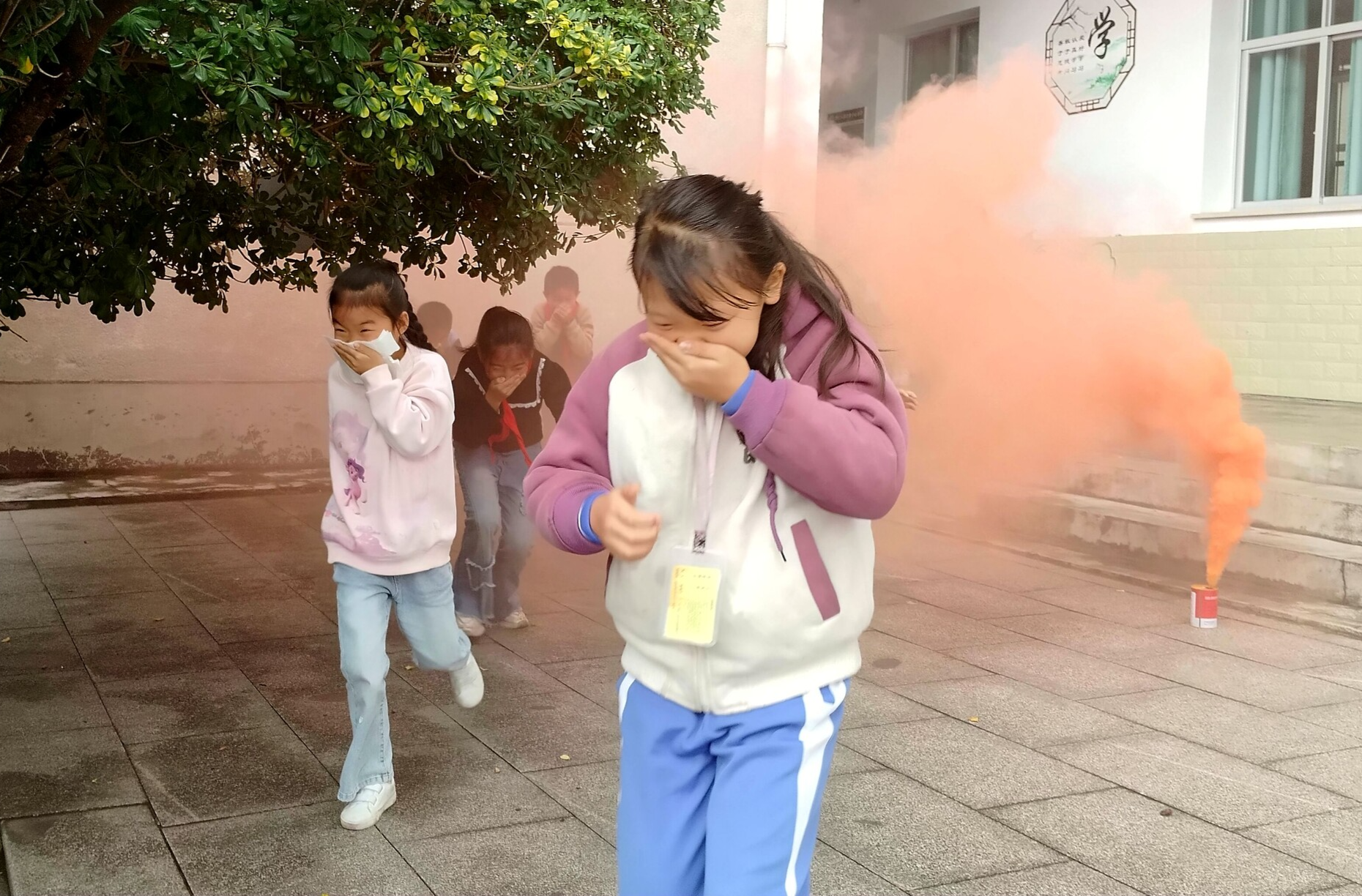 消防知识进校园 冬季安全伴成长