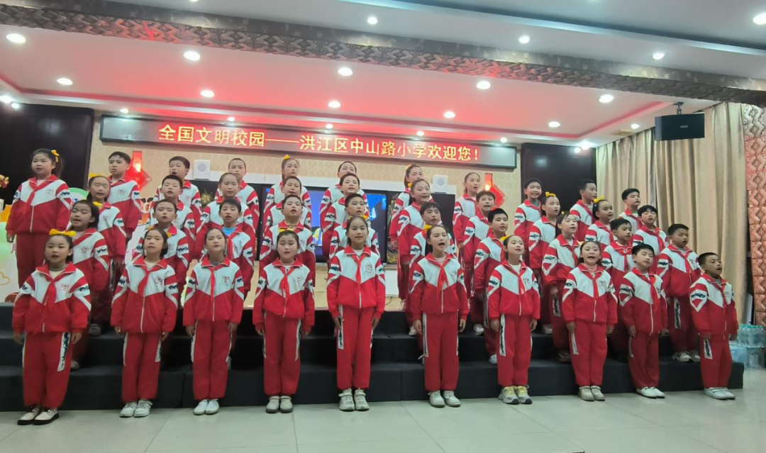 赞语生光育童心 教联体携手谱新篇