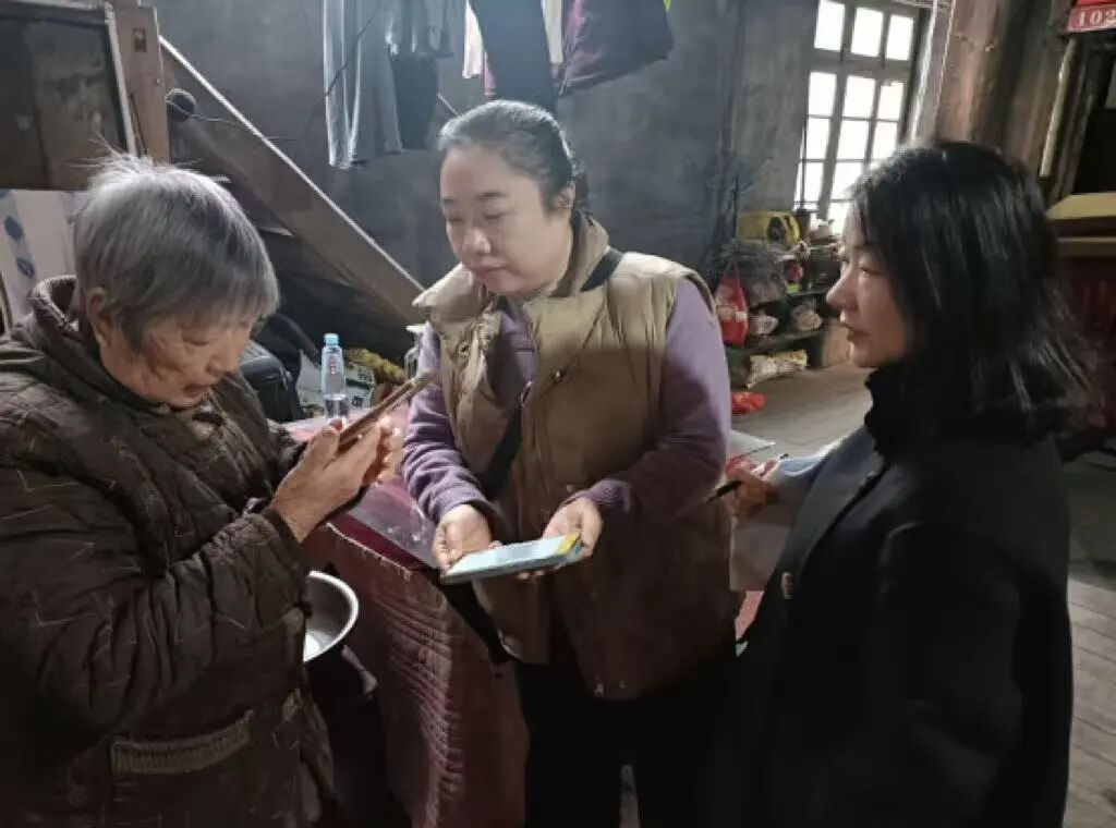 便民服务进家门 医保缴纳更暖心