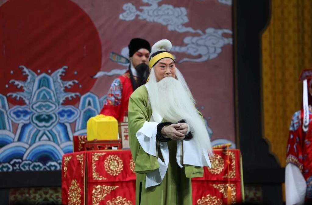 央视专访了这位洪江人！