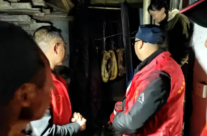 闻“寒”而动，巡查走访暖寒冬