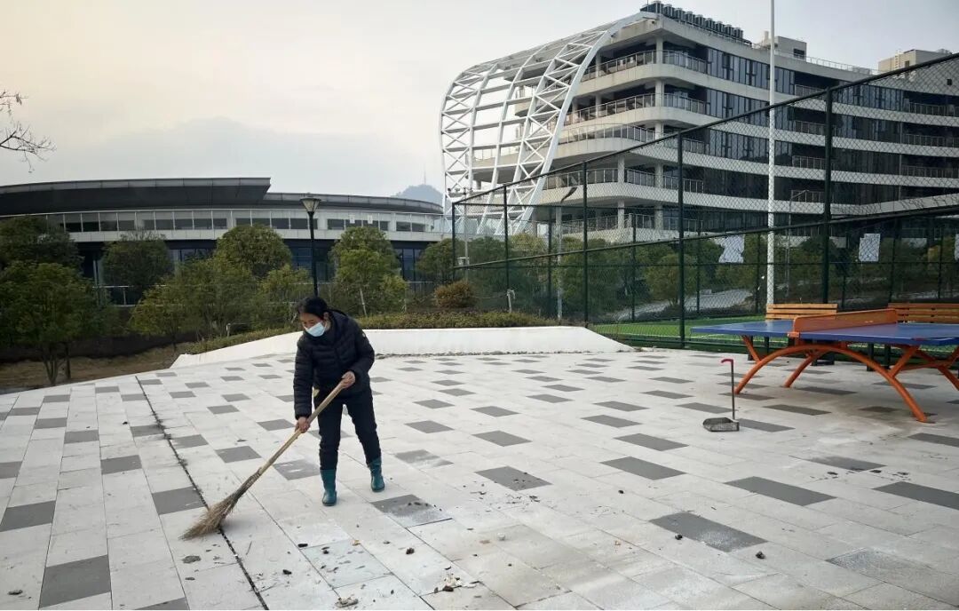 整治 “臟亂差”，蝶變“潔凈美”