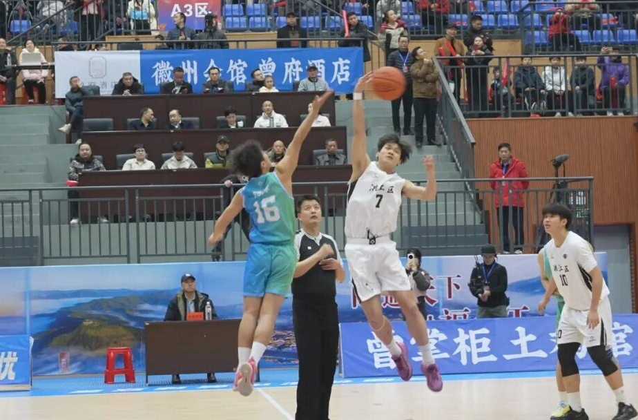 懷BA燃情延續(xù)！洪江區(qū)主場(chǎng)展現(xiàn)拼搏本色