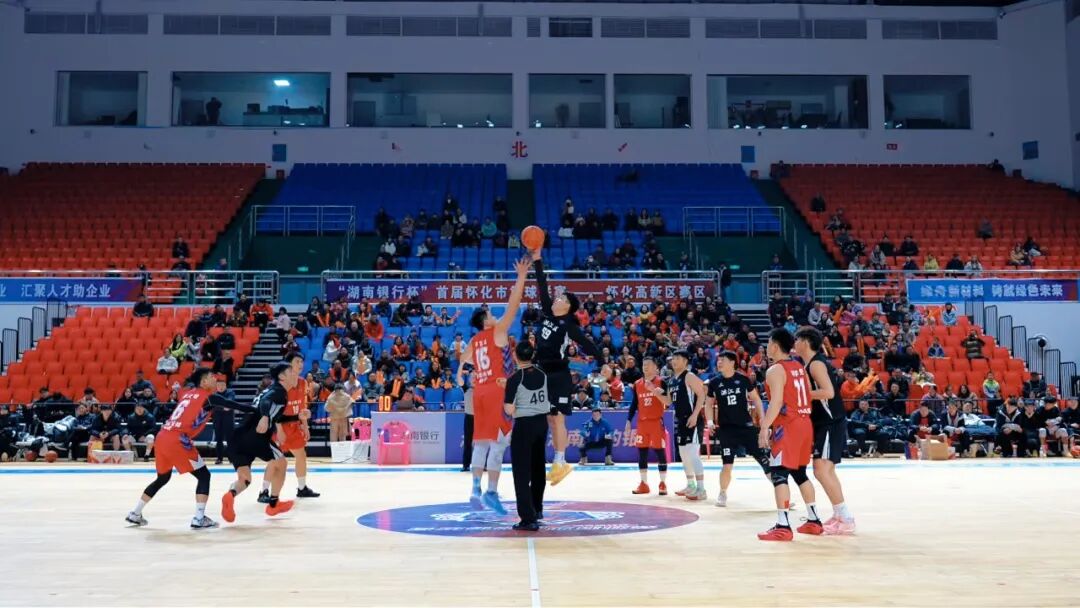 洪江區(qū)男籃再下一城 84:79 力克懷化高新區(qū)