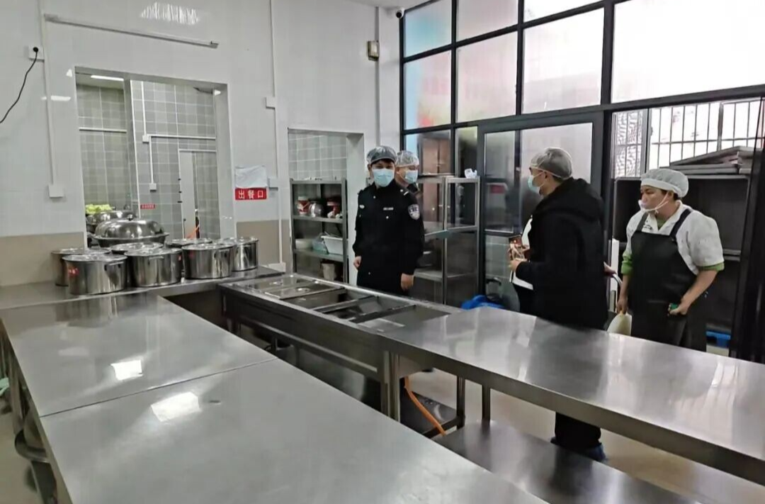 筑牢底線護成長，排查隱患保平安