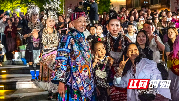 非遺進(jìn)景區(qū)的“洪江答卷”——從一場(chǎng)民俗文化主題活動(dòng)看活態(tài)傳承如何落地生根