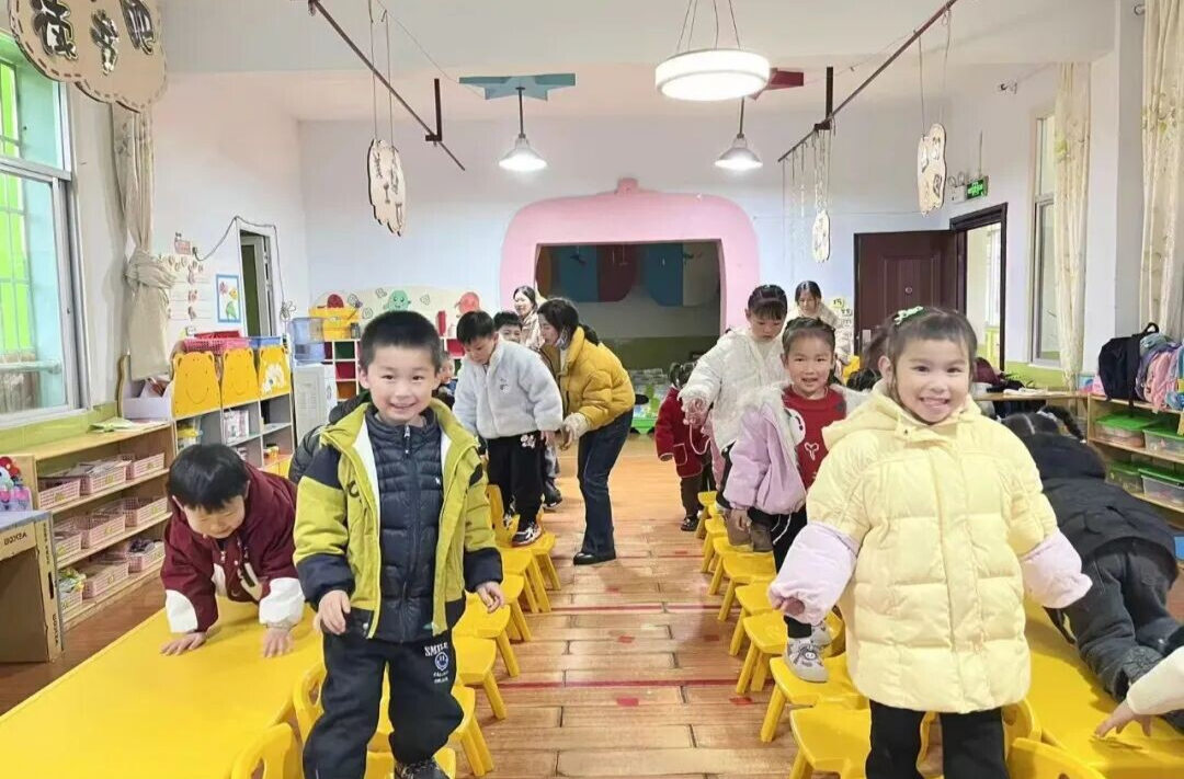 運(yùn)動(dòng)不設(shè)限 快樂(lè)滿校園