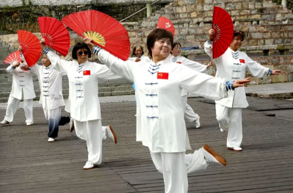 秀太極，展風(fēng)采