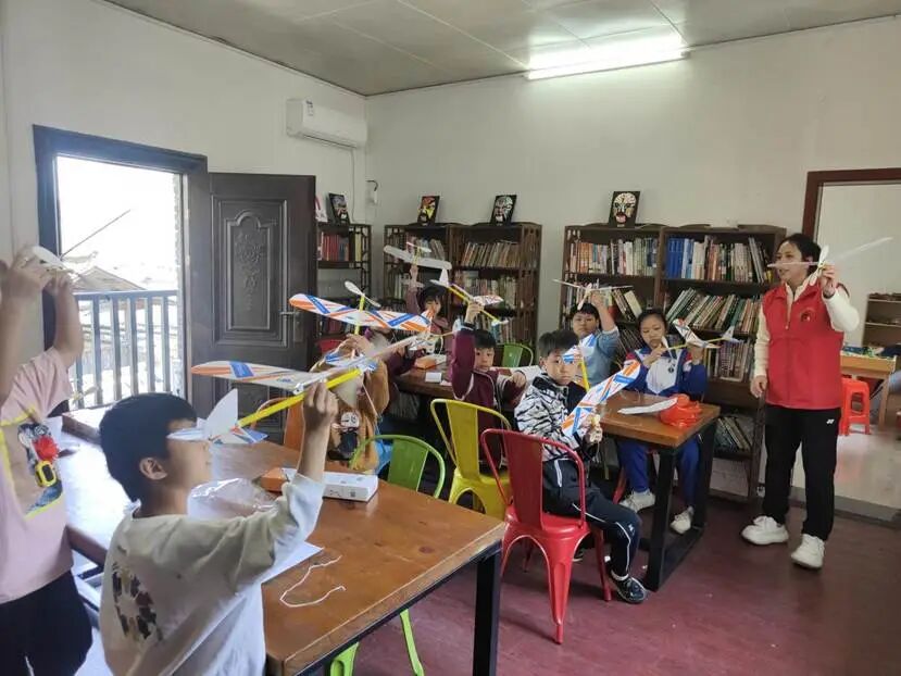 春假趣學(xué)，公益課堂伴成長(zhǎng)！