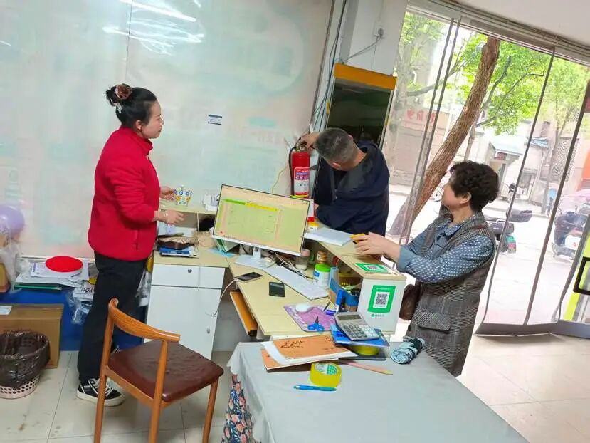 筑牢安全 “防火墻” 高坡街街道扎實開展隱患排查整治