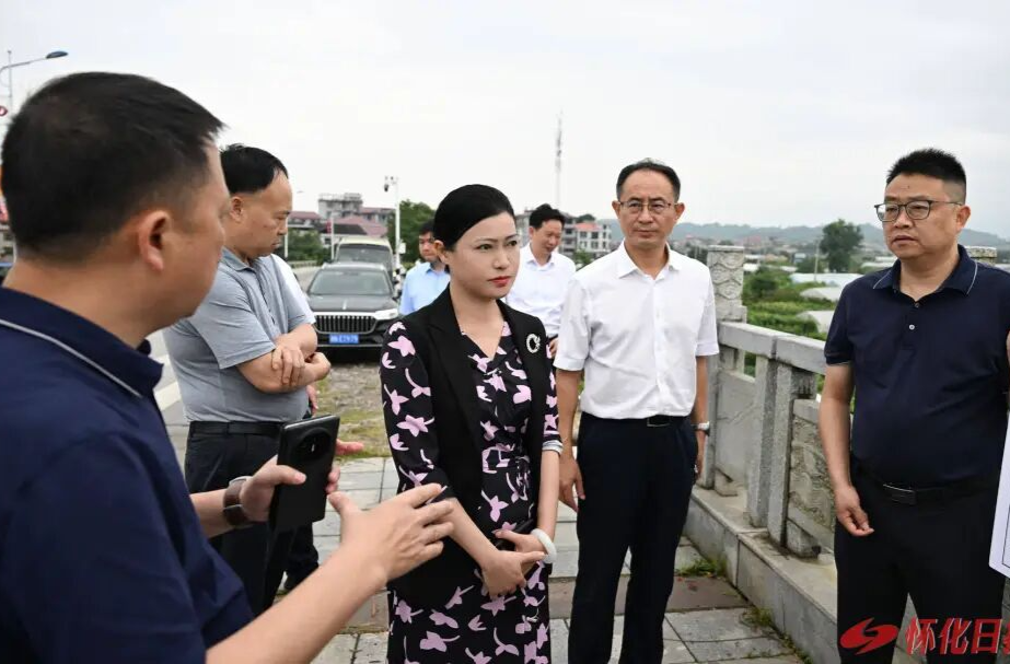 ?韋朝暉在中方縣溆浦縣檢查督導(dǎo)
