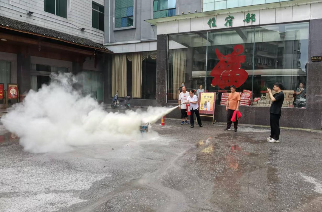消防安全宣传培训“九进”攻坚行动｜消防“大练兵” 织密“安全网”