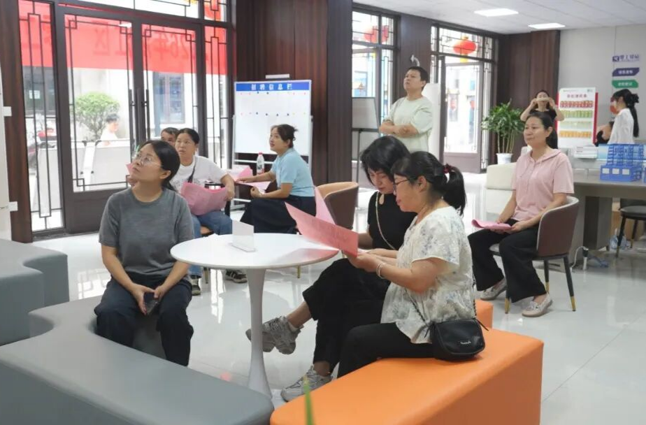 零工服务入社区 家门口实现就近就业