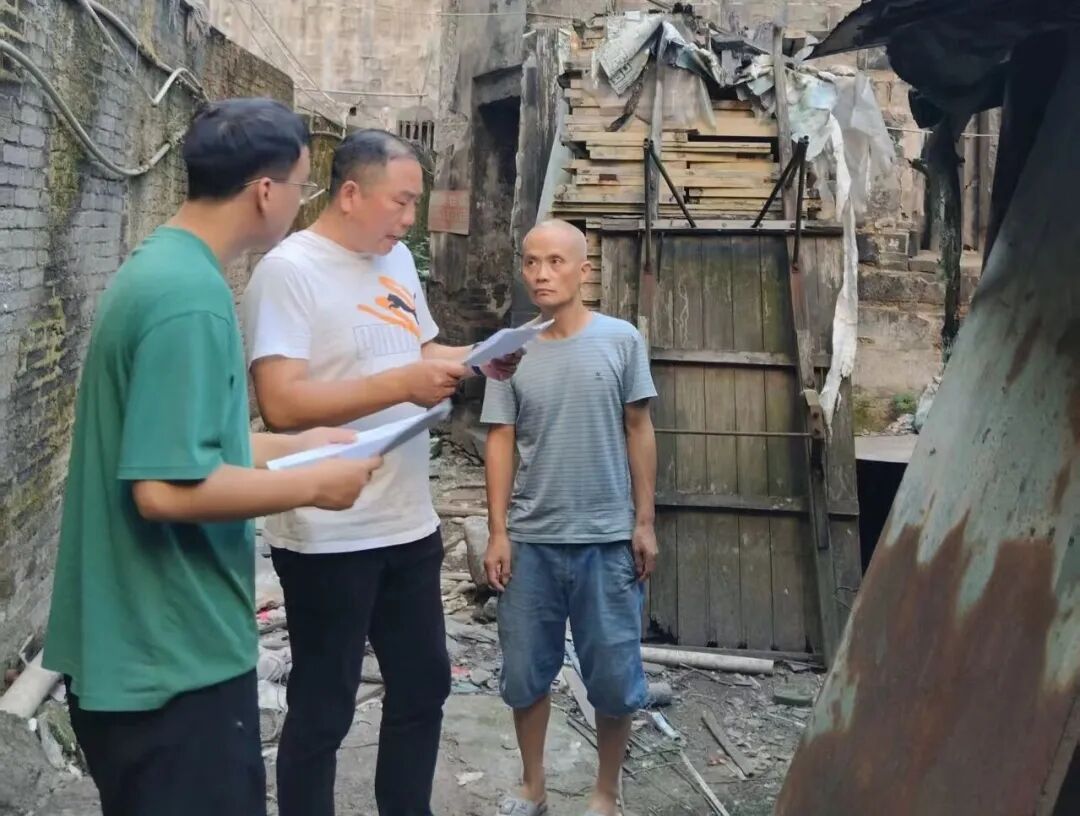 永不褪色的荣光｜橄榄绿藏初心，火焰魂永扎根