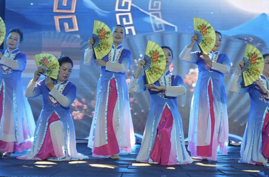 群众文艺展风采 乐享文化好时光