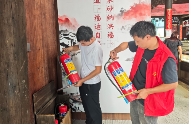 护航双节平安  拧紧消防“安全阀”