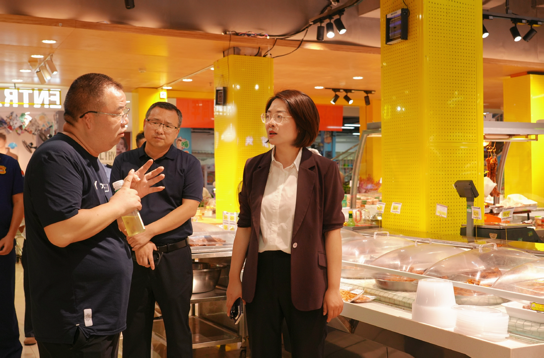杨健桃督导检查国庆假期安全生产工作