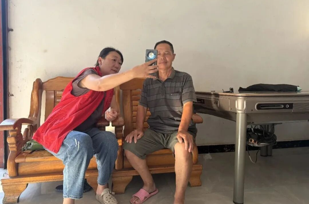 上门年审暖兵心，精准服务零距离